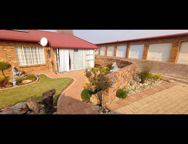 2 BEDROOM TOWNHOUSE FOR SALE IN SUNAIR PARK